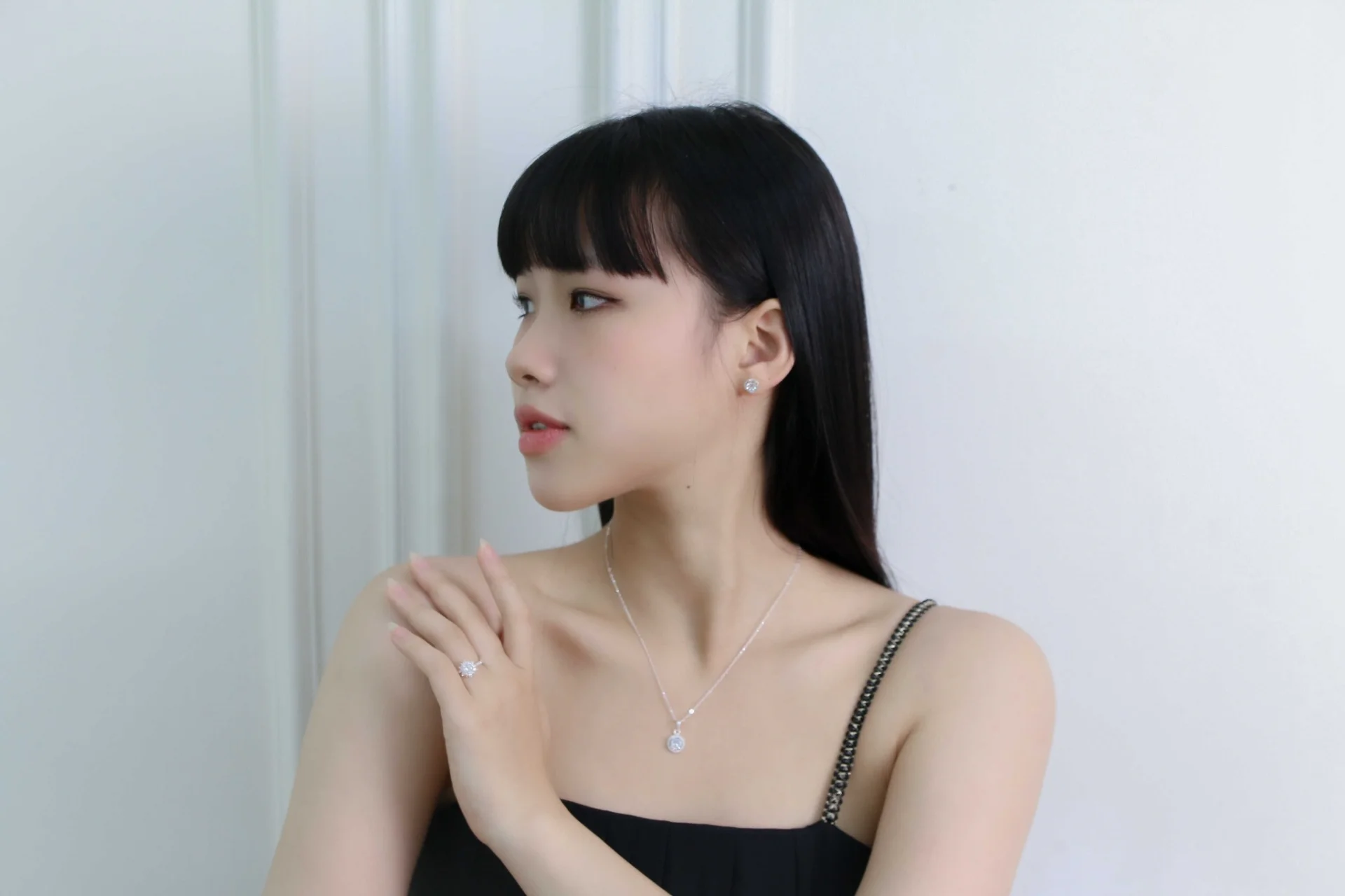 Bông tai nữ Moissanite 6 ly bạc xi bạch kim