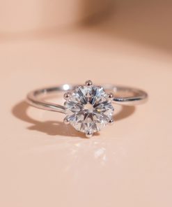 Nhẫn Nữ Bạc MOISSANITE 6.5 Ly Cao Cấp – Sang Trọng Và Tỏa Sáng